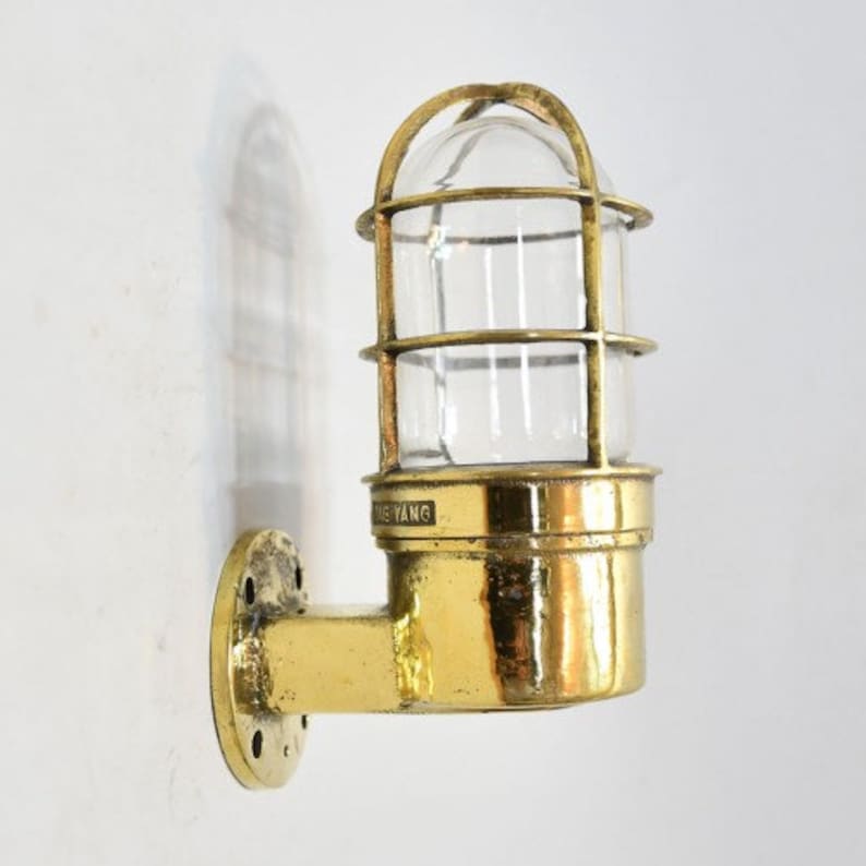 Old Vintage Brass Metal Salvage Ship 90 Degree Bulkhead Wall Mount Light Fixture