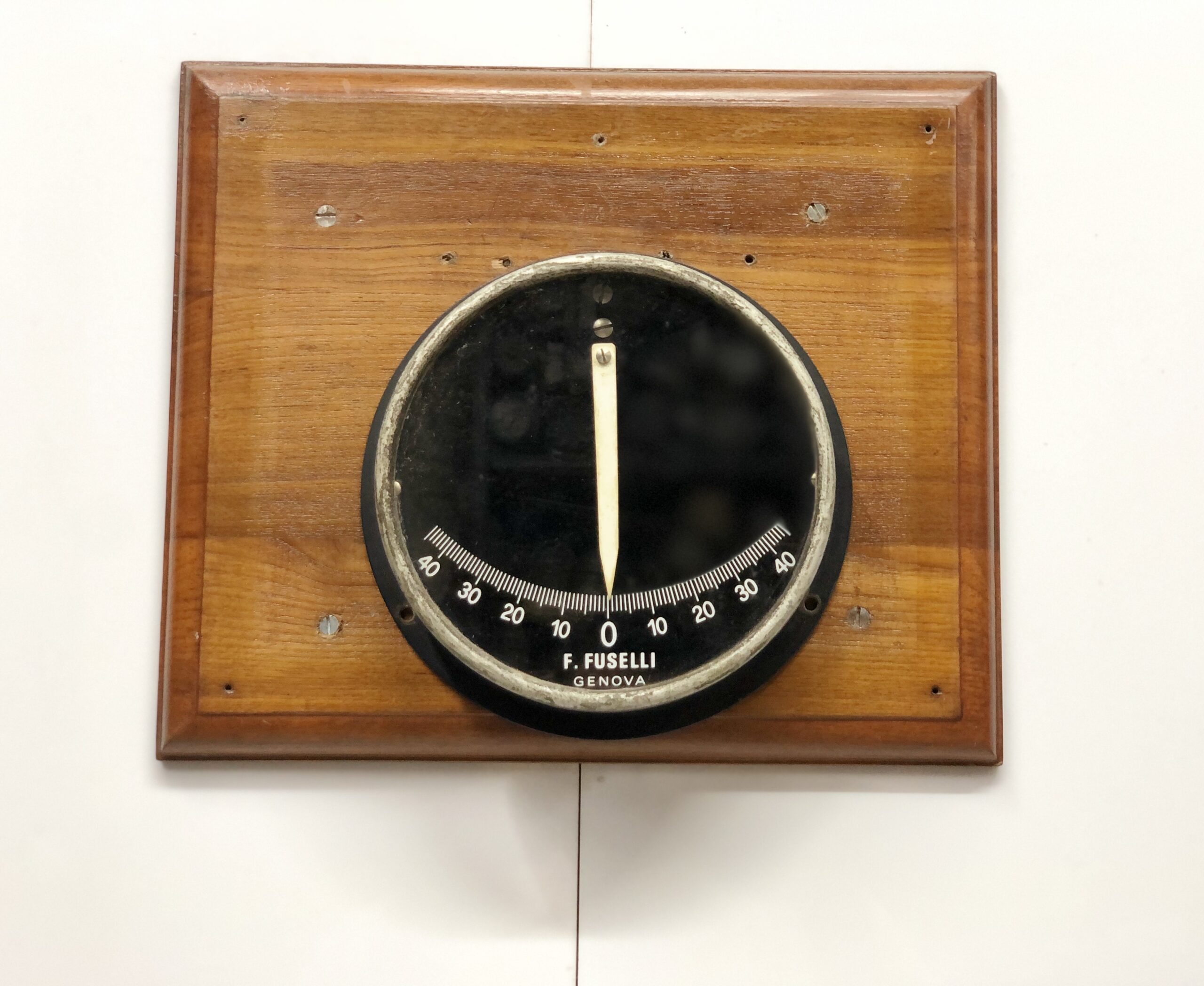 Original Maritime Antique Reclaim Ship F. Fuselli Genova Retro Black Clinometer