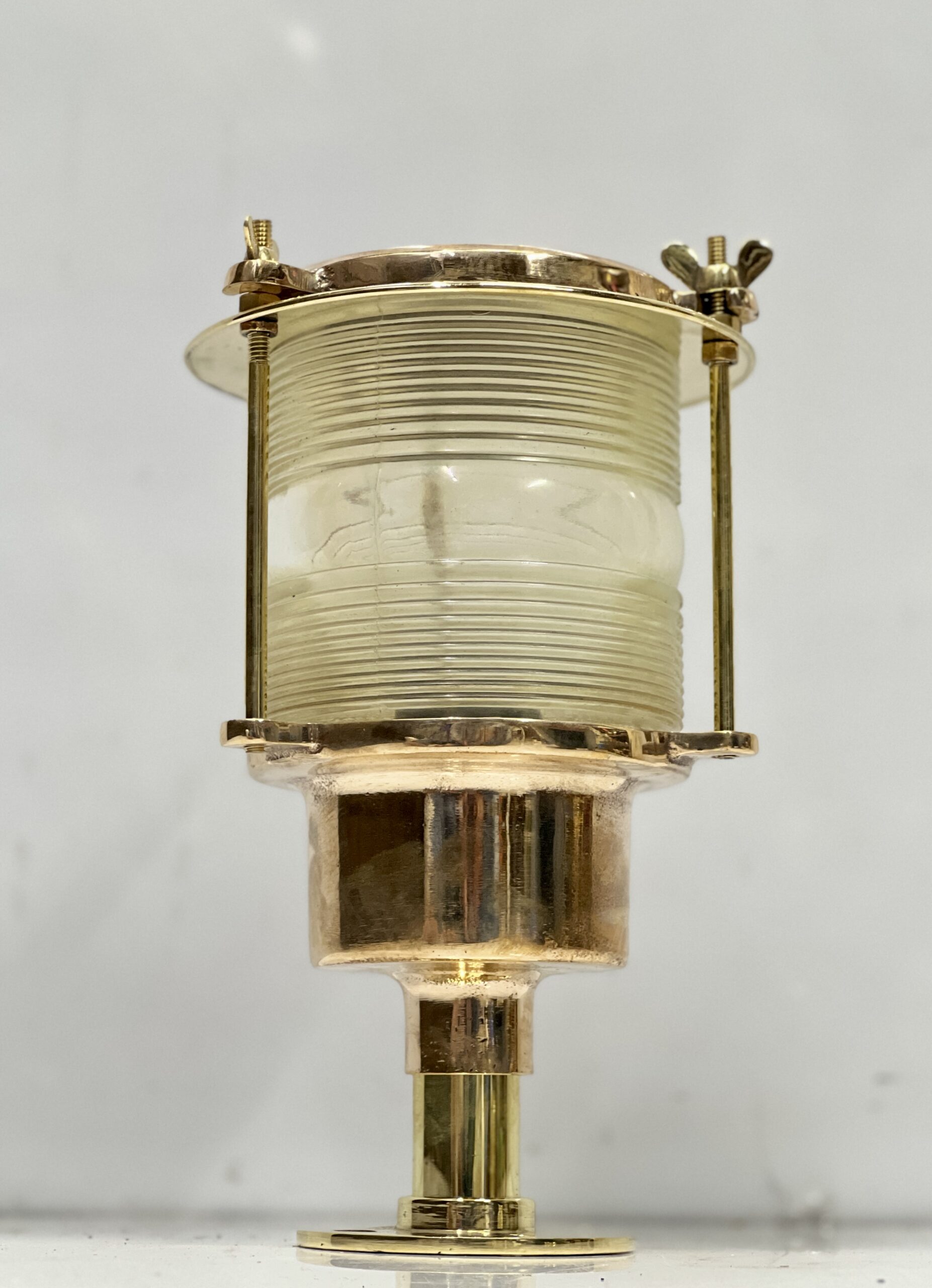 Outdoor Post Mounted Vintage Ship Old Brass Metal Marine Electric Lamp Fixture